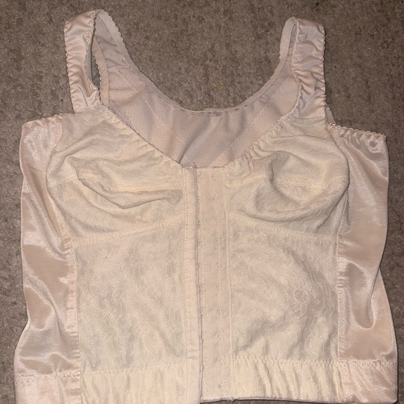 Other - Cream Sleeveless Top
